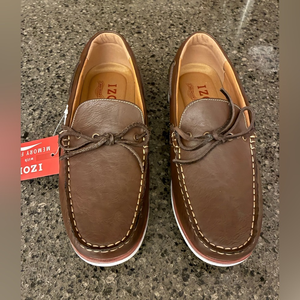 NWT Izod Men's Brown Boat Shoes